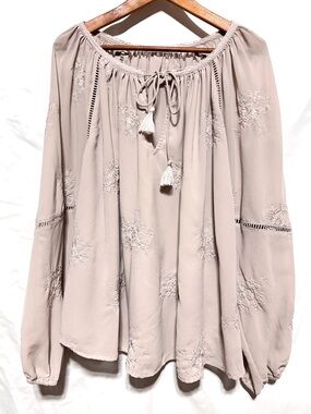 LOVE STITCH Embroidered Peasant Blouse Boho Poetcore Cottagecore Flowy